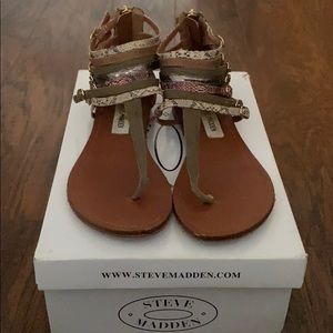 Steve Madden olive walker sandals